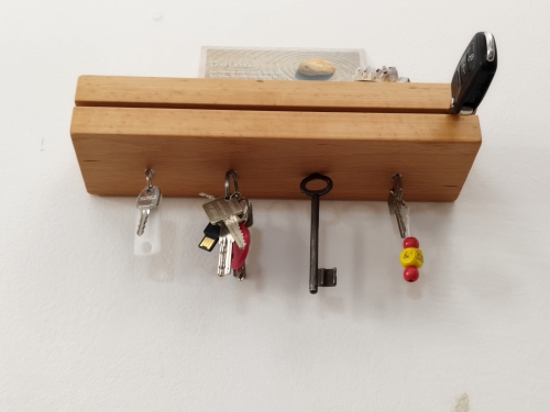 Schlüsselbrett Rita aus Buche Massivholz